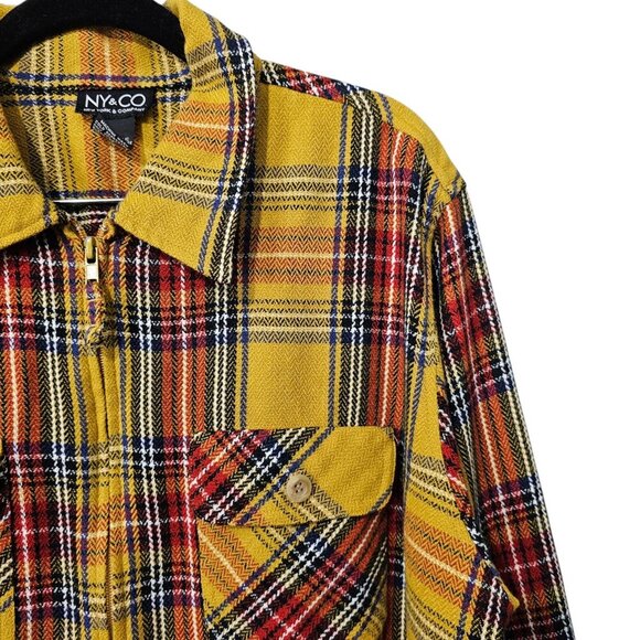 New York & CO Plaid Full Front Zip Long Sleeve Shacket Shirt - Picture 3 of 6